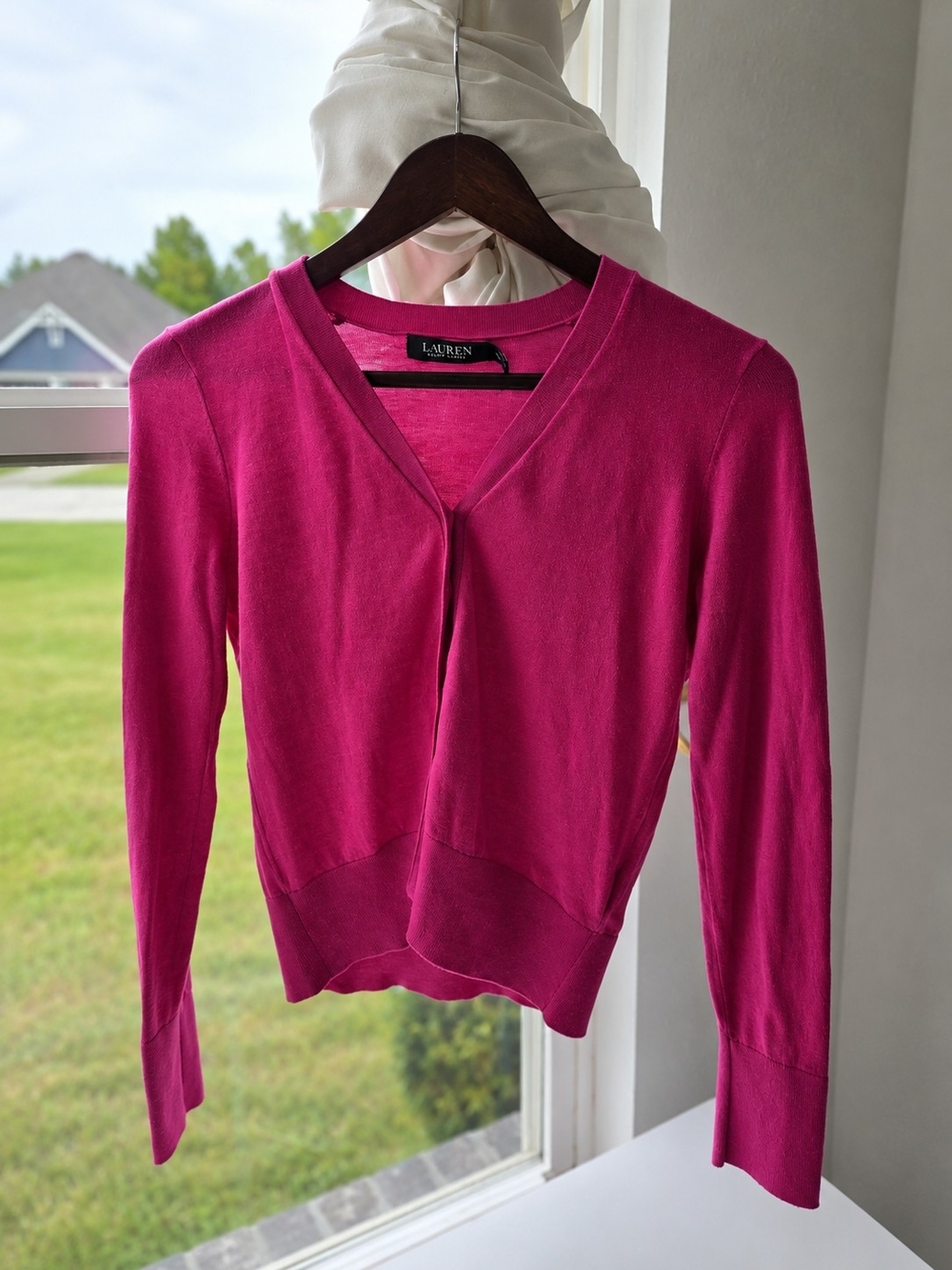 Ralph Lauren Fuchsia V-Neck Lightweight Sweater - Picture 1 of 5
